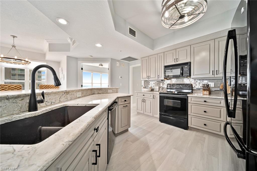 8751 Estero Blvd # 501 Property Photo 6