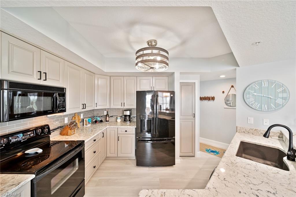 8751 Estero Blvd # 501 Property Photo 8