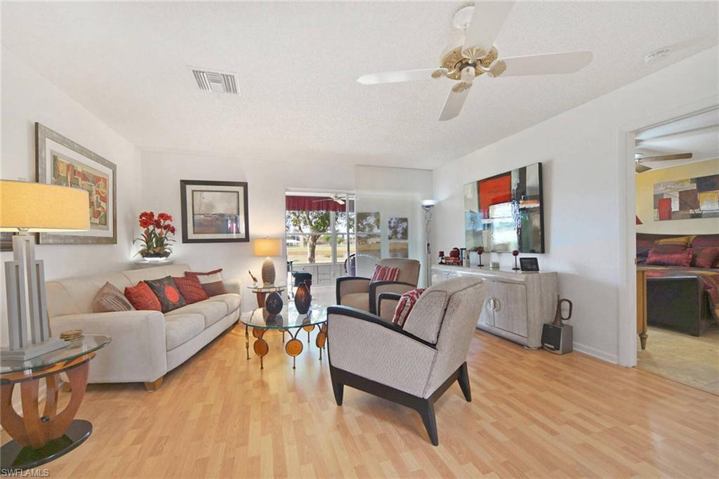 6942 Edgewater Cir Property Photo 11