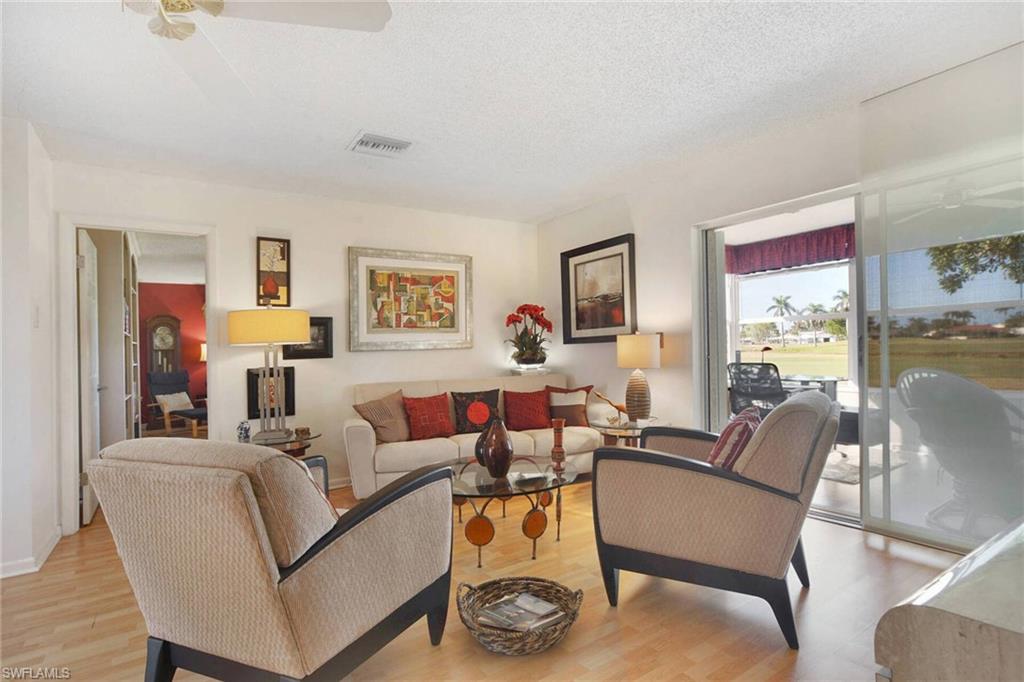 6942 Edgewater Cir Property Photo 13