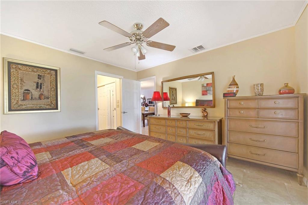 6942 Edgewater Cir Property Photo 16