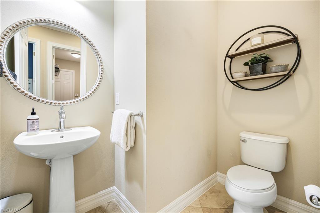 12809 Fairway Cove Ct Property Photo 32