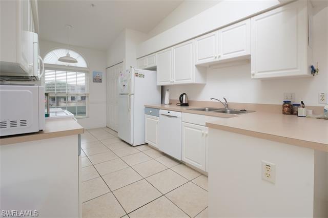 4925 Sandra Bay Dr 201 Property Photo 5
