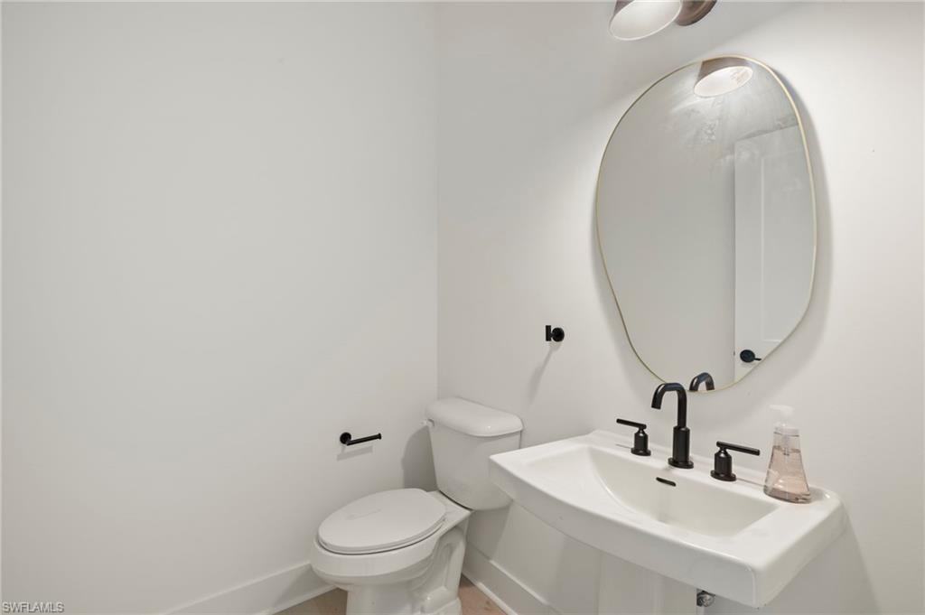 10926 Preachers Cove Ln Property Photo 15