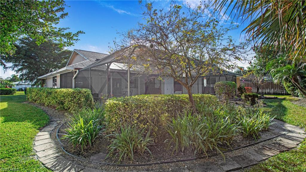 127 Coral Vine Dr Property Photo 23
