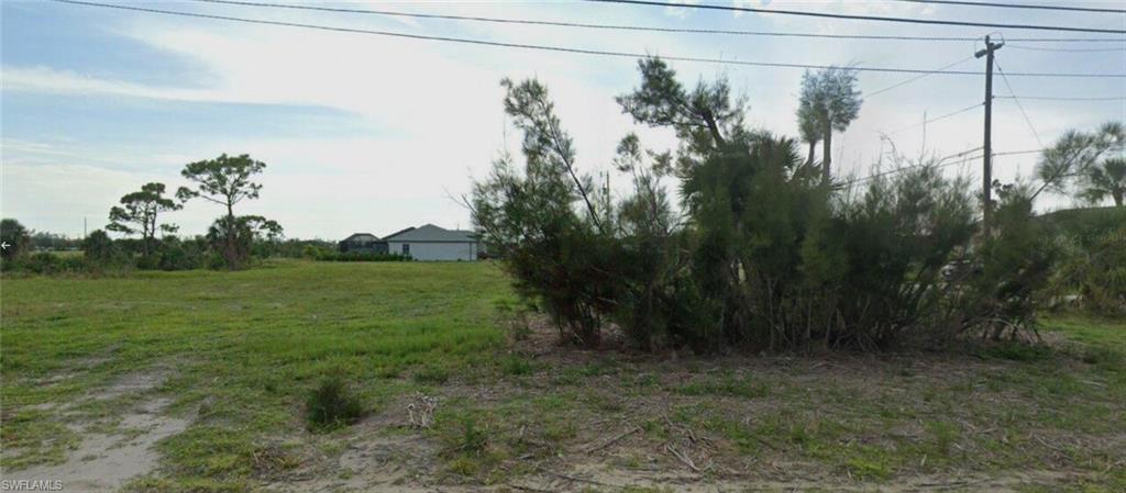 326 SW 11th PL Property Photo 1