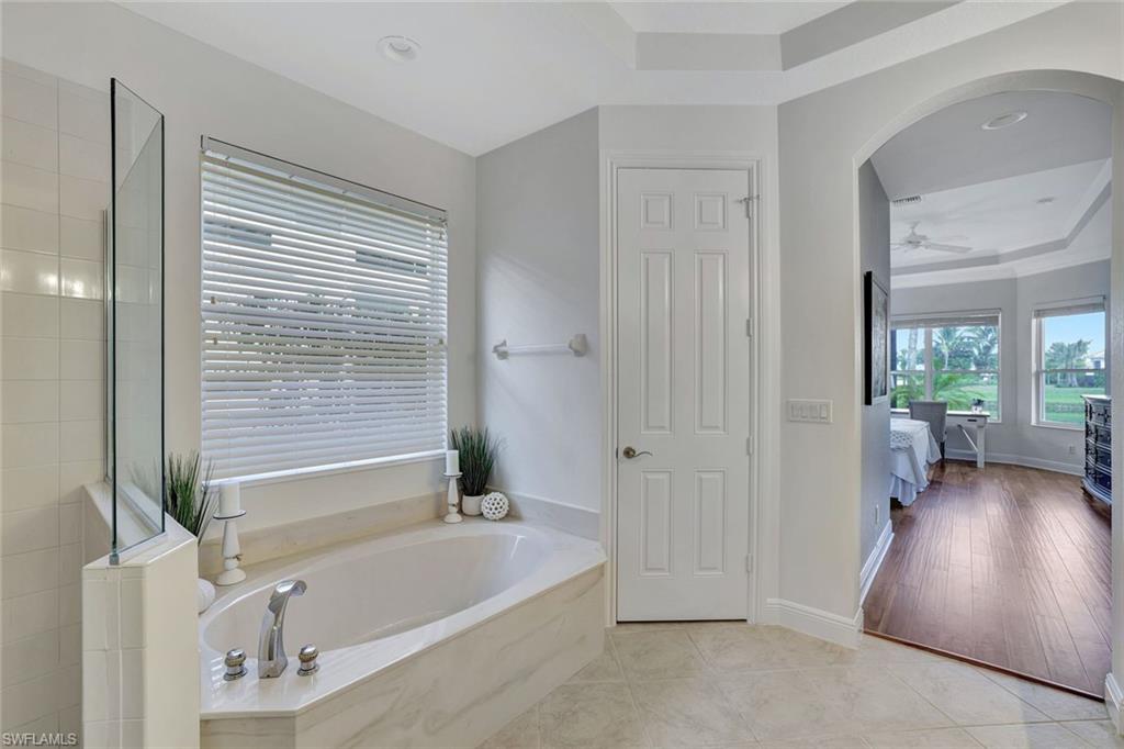 8988 Cherry Oaks Trl Property Photo 17