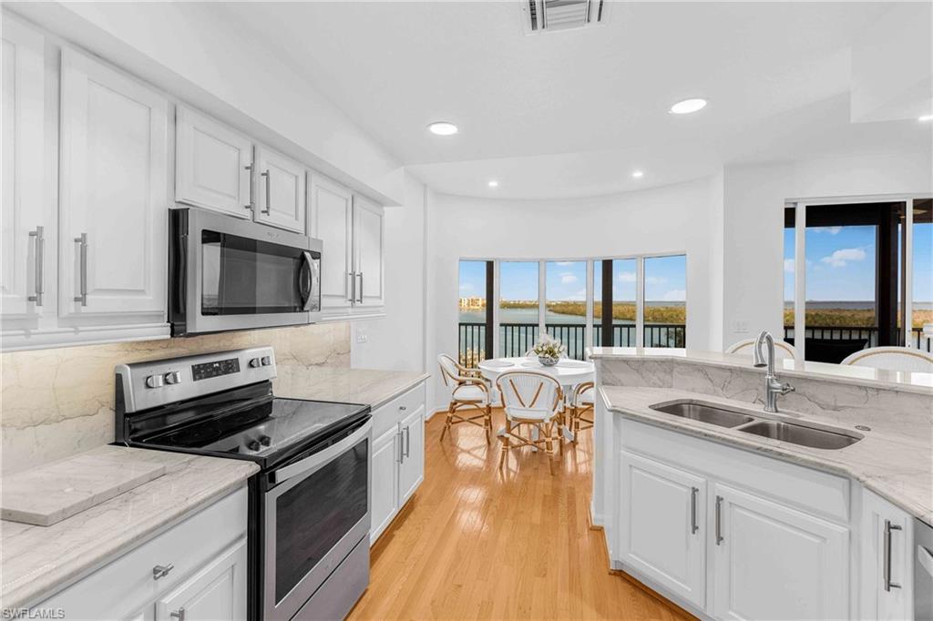 4141 Bay Beach Ln # 463 Property Photo 19