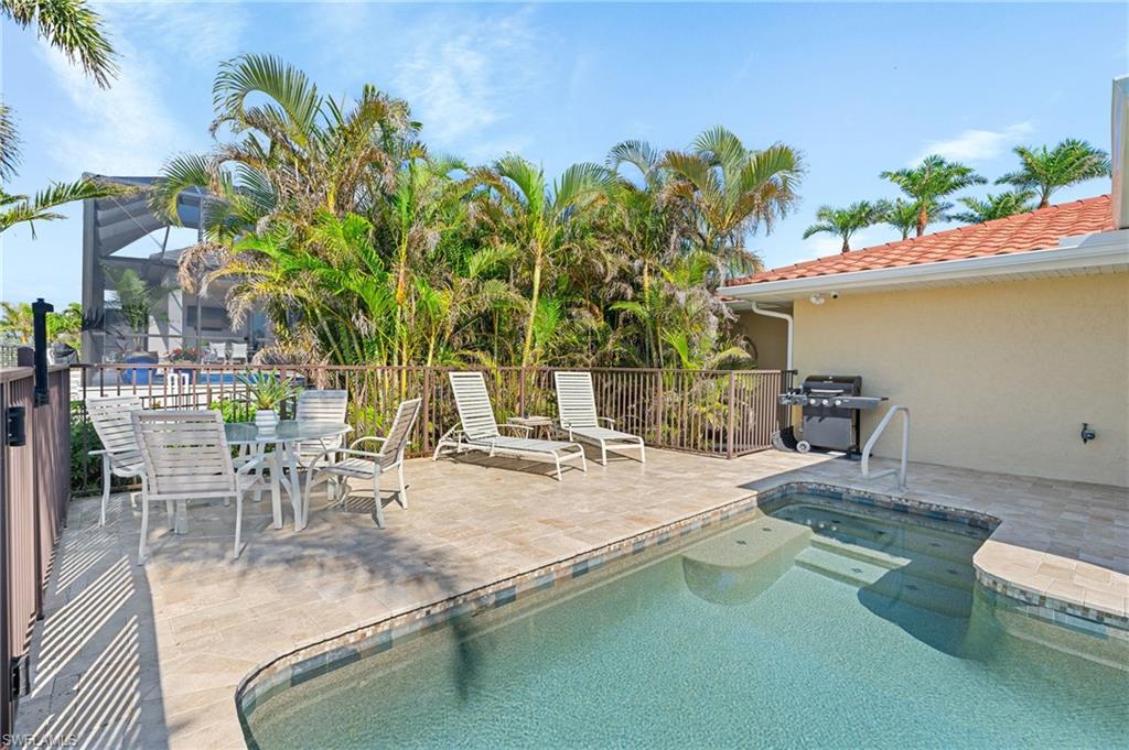 2284 Palm Tree Dr Property Photo 38