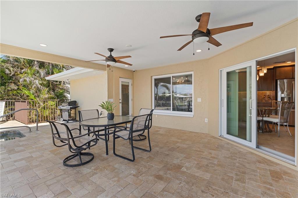 2284 Palm Tree Dr Property Photo 41