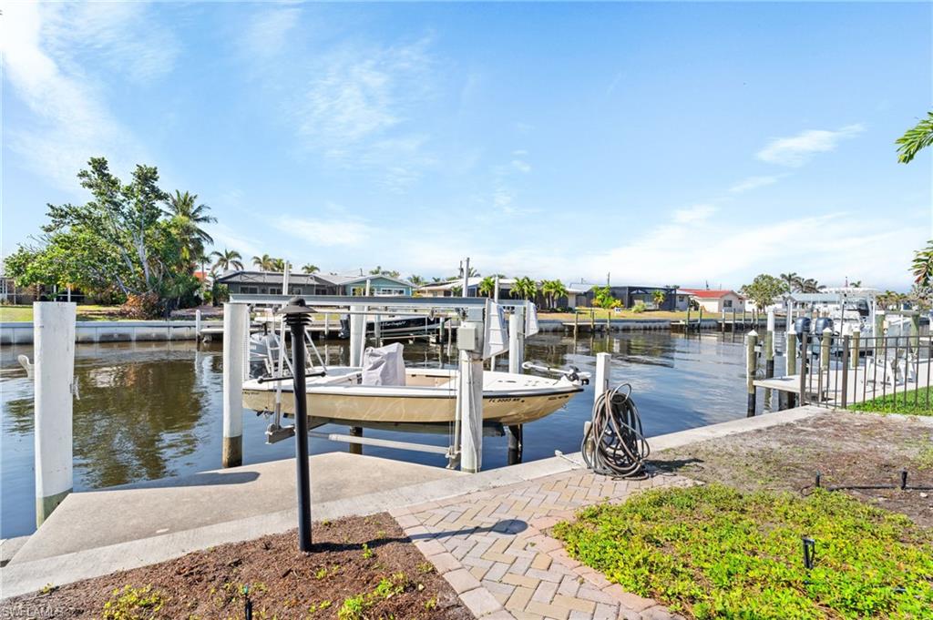 2284 Palm Tree Dr Property Photo 45