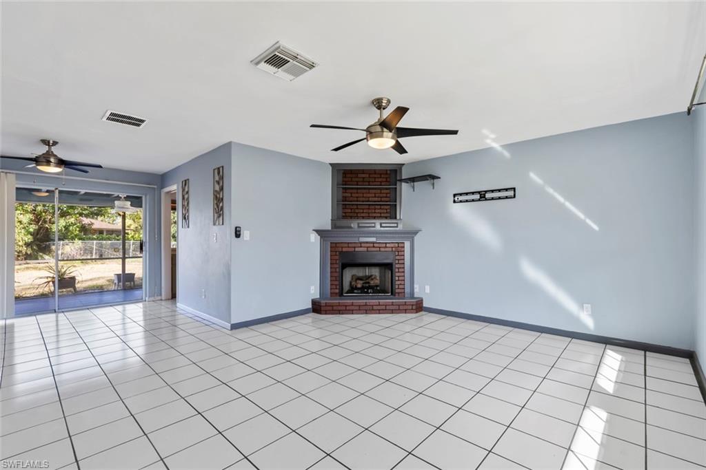 1332 Se 44th St Property Photo 4