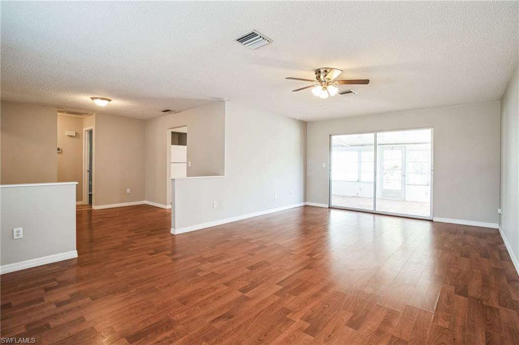 171 Coconut St Property Photo 3