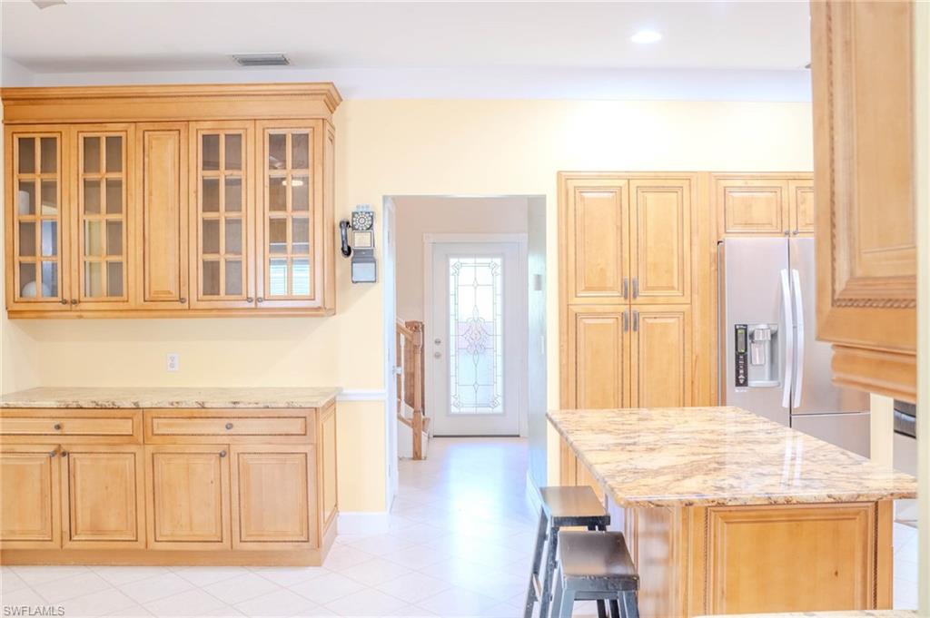25335 Pinson Dr Property Photo 6