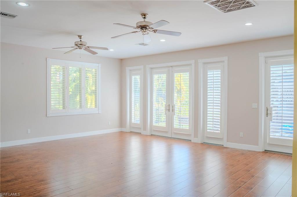 25335 Pinson Dr Property Photo 7