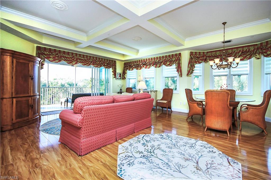 5775 Baltusrol Ct # 302 Property Photo 7