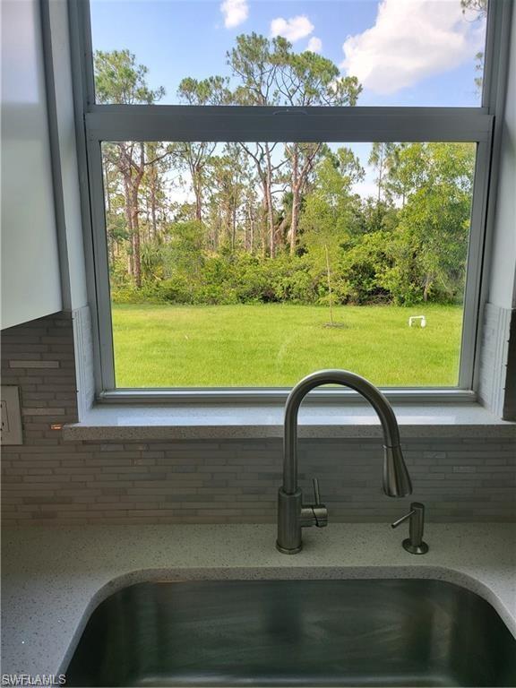 2815 Van Buren Pkwy Property Photo 8