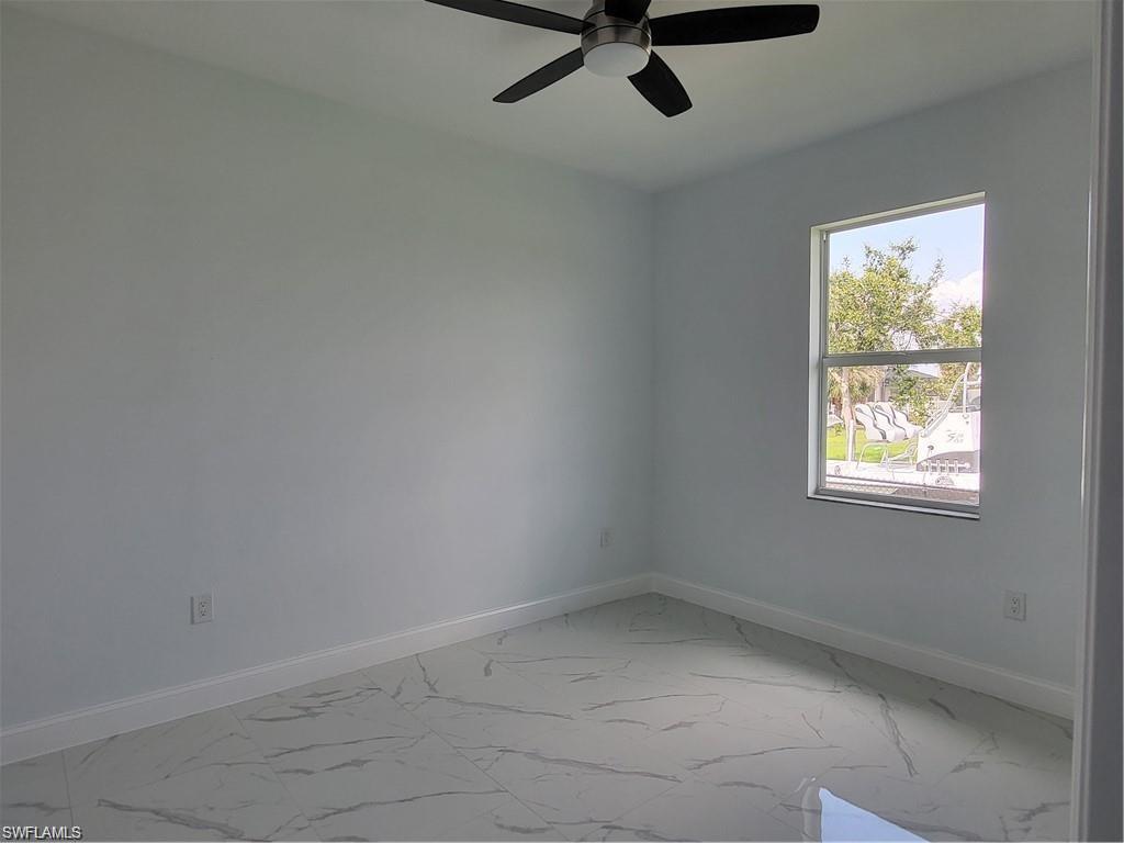 2815 Van Buren Pkwy Property Photo 17