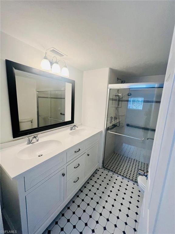 134 Cypress Way E # 3 Property Photo 8