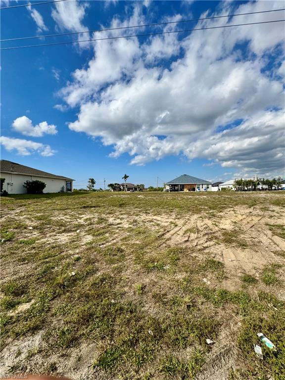 401 Kismet PKWY W Property Photo 1