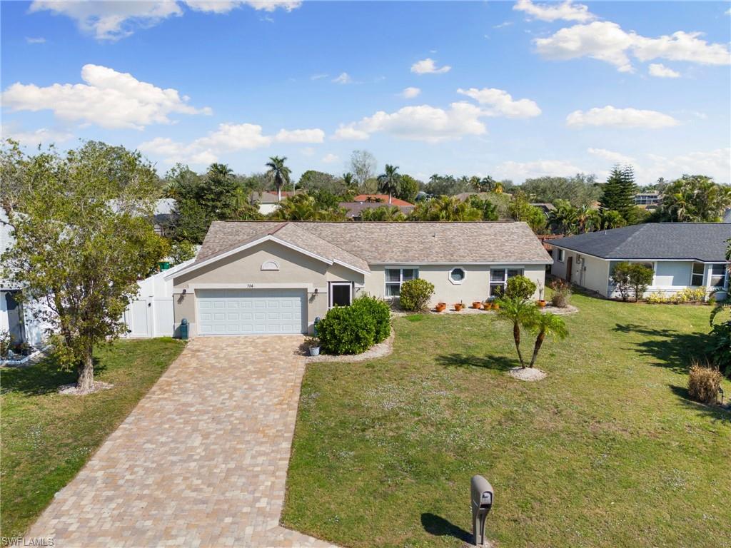 704 Meyer Dr Property Photo