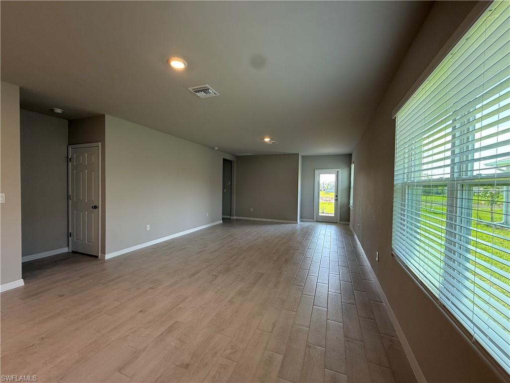 16520 Fire Coral Ln Property Photo 6