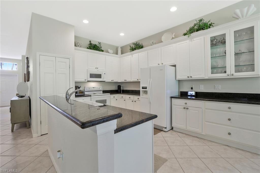 1118 Dorchester Ct Property Photo 5