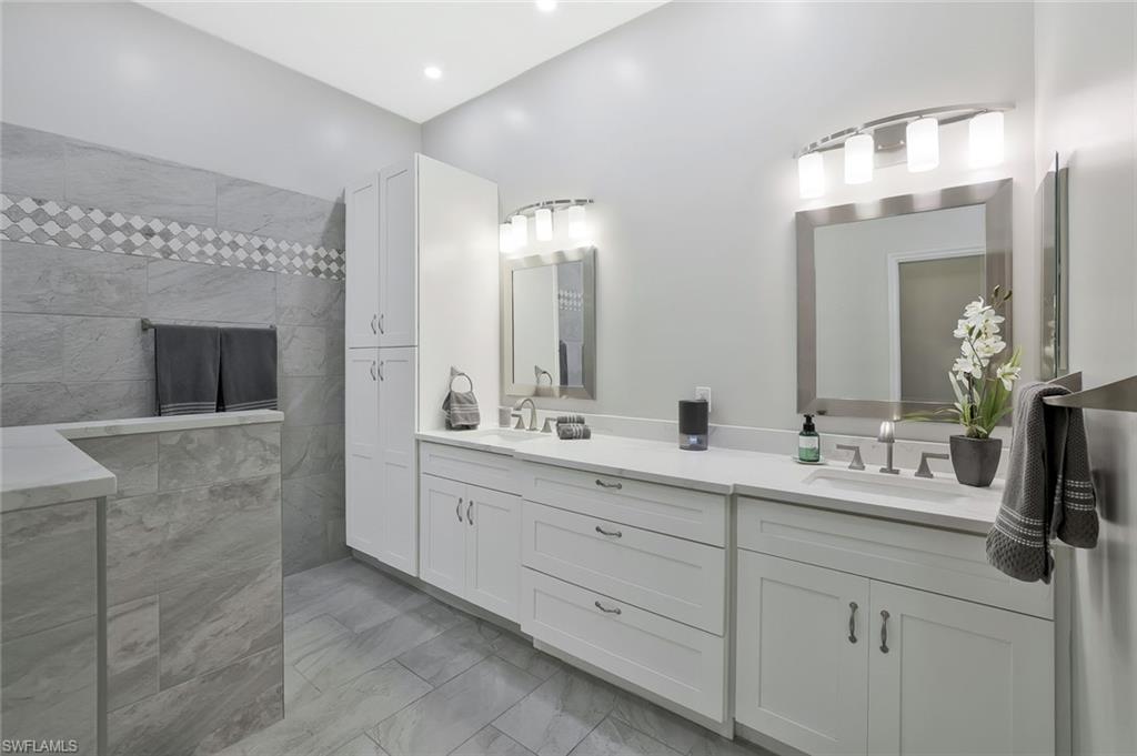 1118 Dorchester Ct Property Photo 6