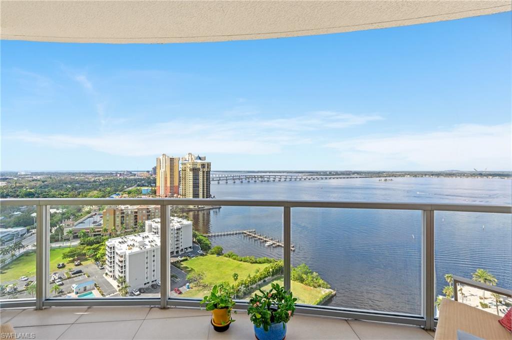3000 Oasis Grand Blvd 2203 Property Photo 17