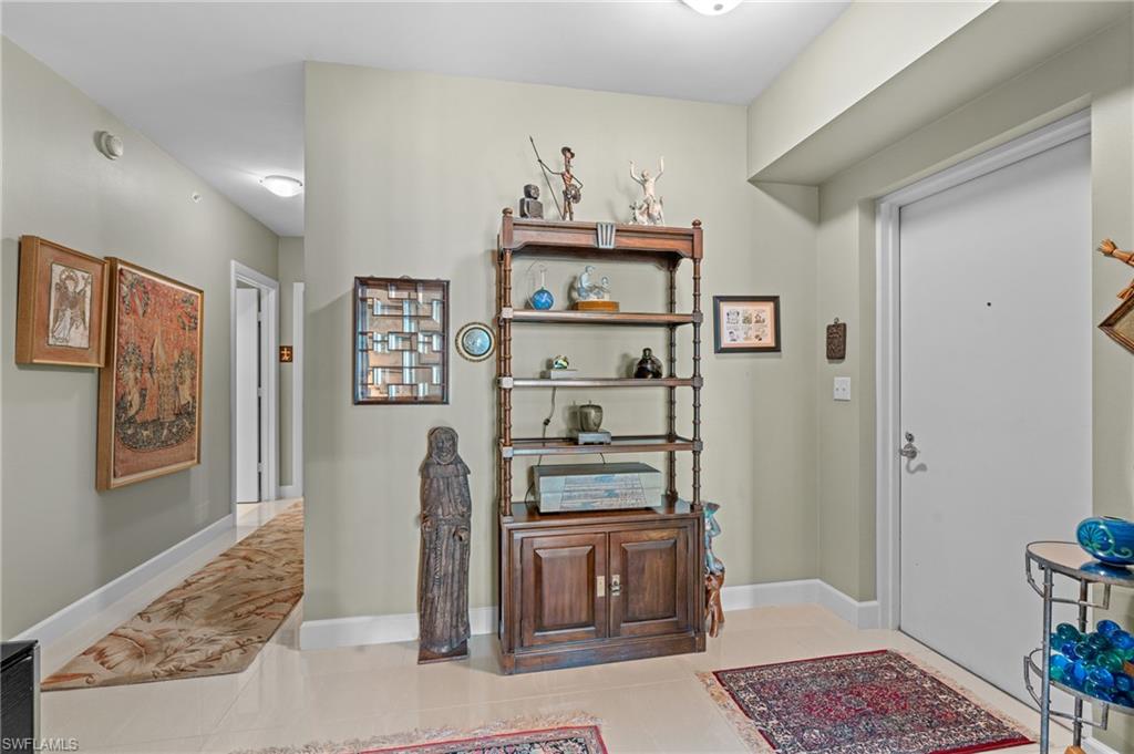 3000 Oasis Grand Blvd # 2203 Property Photo 6