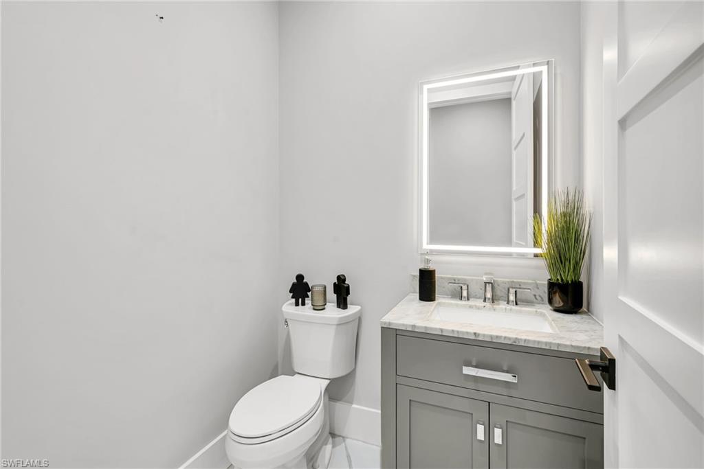 866 12th St Ne Property Photo 25
