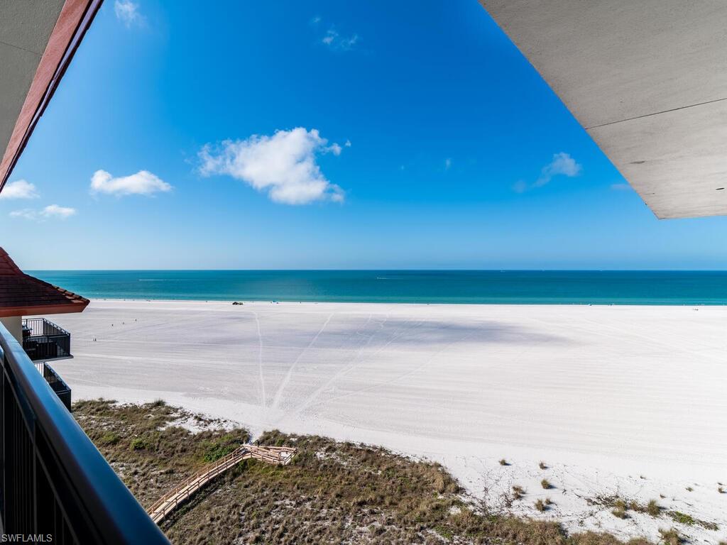 180 Seaview Ct # 1201 Property Photo