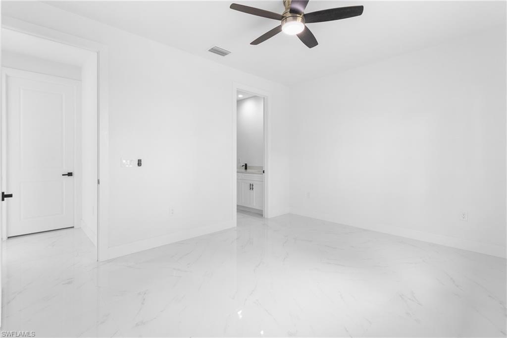 2901 1st St W Property Photo 6