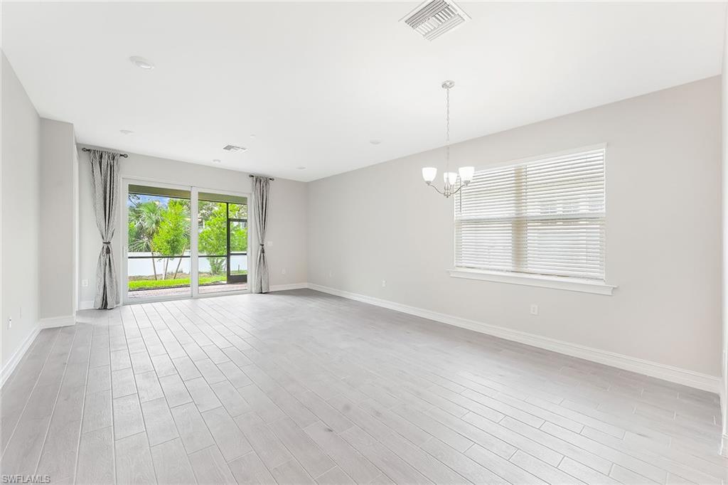 1057 Tranquil Brook Dr Property Photo 4