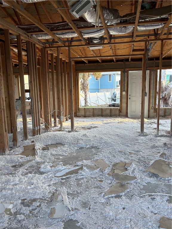 8000 Lagoon Rd Property Photo 8