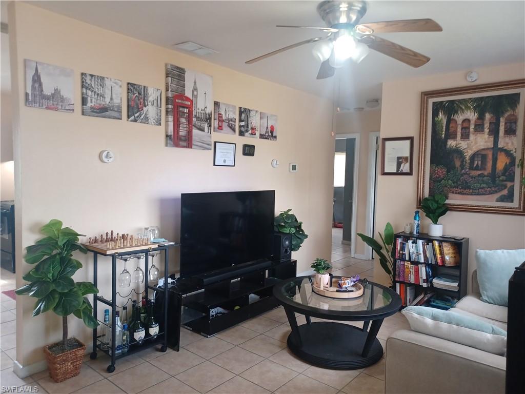 302 E Jersey Rd Property Photo 3