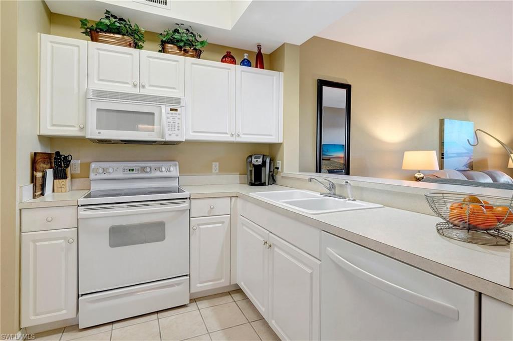 14561 Legends Blvd N # 103 Property Photo 11