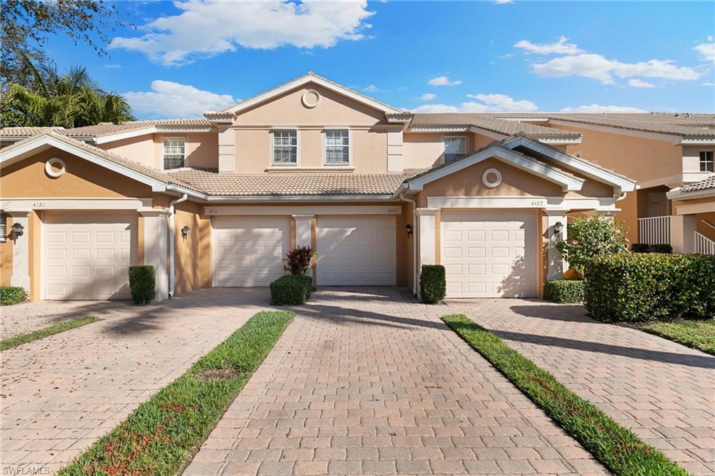 9651 Spanish Moss Way # 4112 Property Photo 2