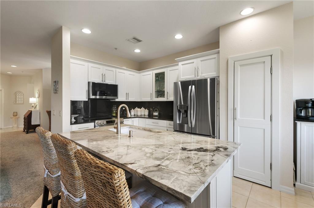 9651 Spanish Moss Way # 4112 Property Photo 8