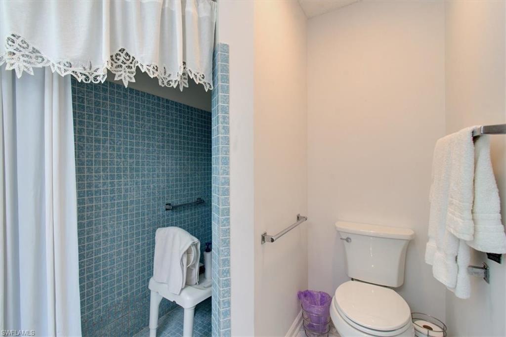 3724 Country Club Blvd Property Photo 19