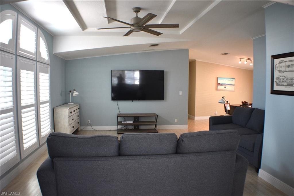 3048 Sloop Ln Property Photo 9