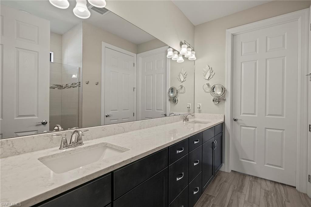 9404 Night Heron Ln Property Photo 16