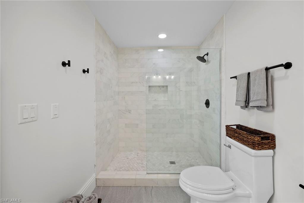 4611 Crayton Rd Property Photo 14