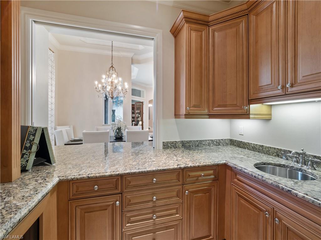 18880 Knoll Landing Dr Property Photo 32