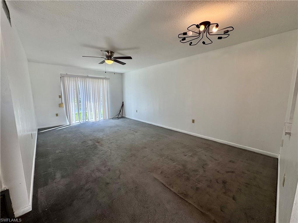 626 Joel Blvd Property Photo 15