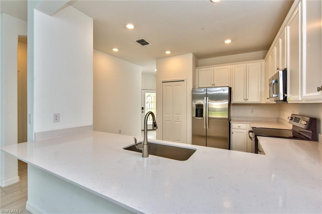 2591 Vine Ave Property Photo 5