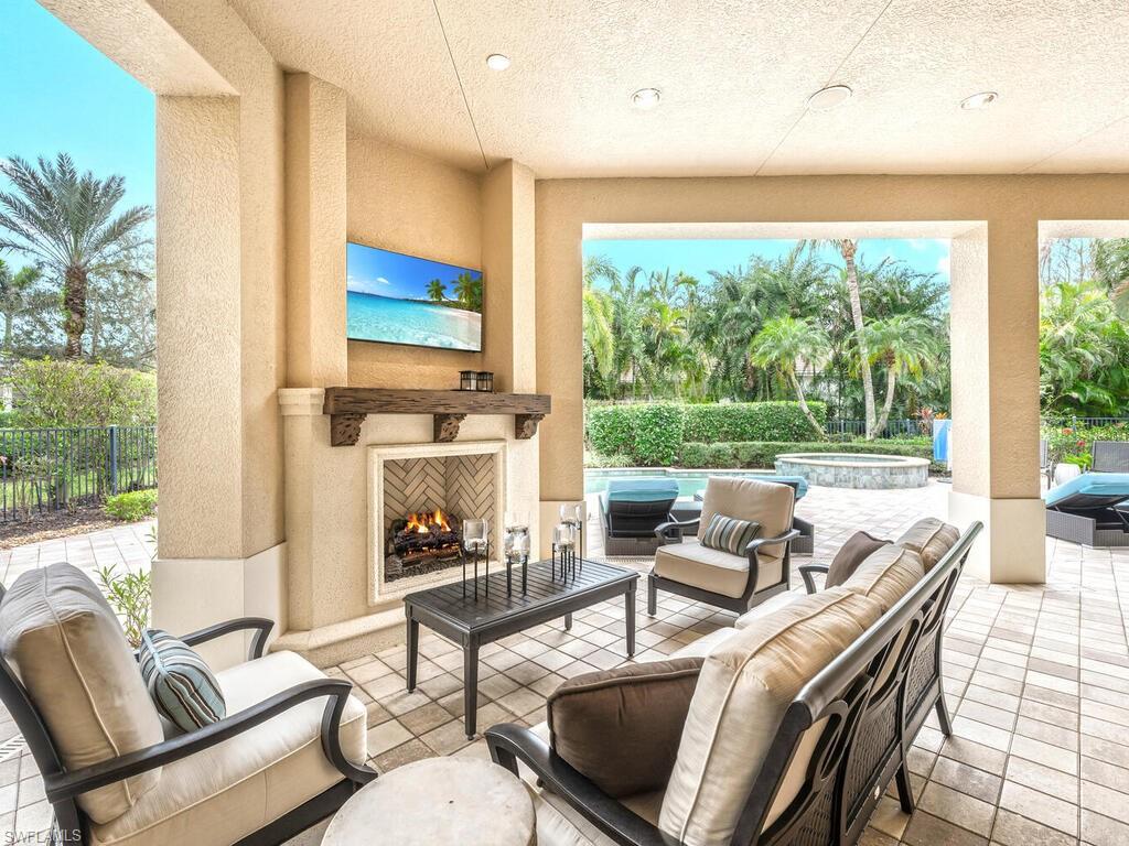 28732 La Caille Dr Property Photo 3