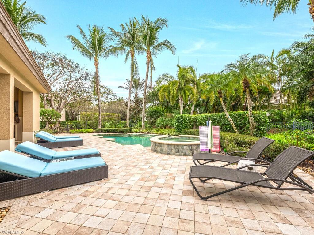 28732 La Caille Dr Property Photo 5