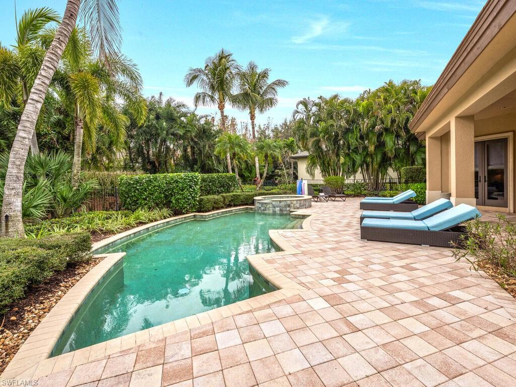 28732 La Caille Dr Property Photo 7