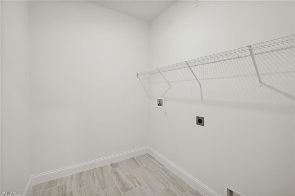 44332 Frontier Dr Property Photo 8
